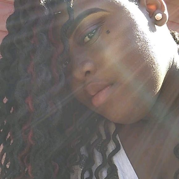 Meet your Posher, Shay - Picture 1 of 1